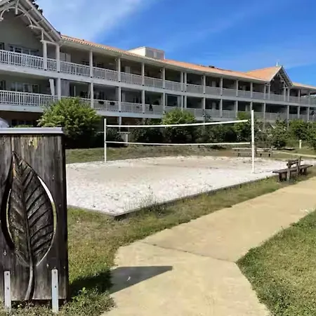 La Parenthese Arcachonnaise Avec Piscine Et Parking Et Air De Jeux *