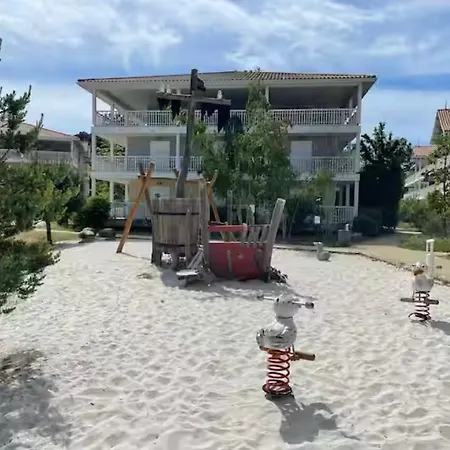 La Parenthese Arcachonnaise Avec Piscine Et Parking Et Air De Jeux La Teste-de-Buch